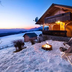 Lunela Estate With Sauna Ferienhaus