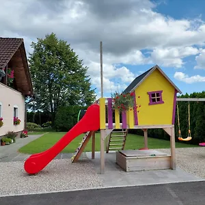 Apartma Zirovnik Apartment