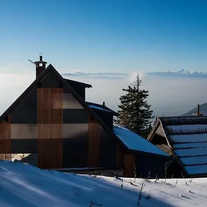 Zvoh, Krvavec, Ski-in, Ski-out Apartment